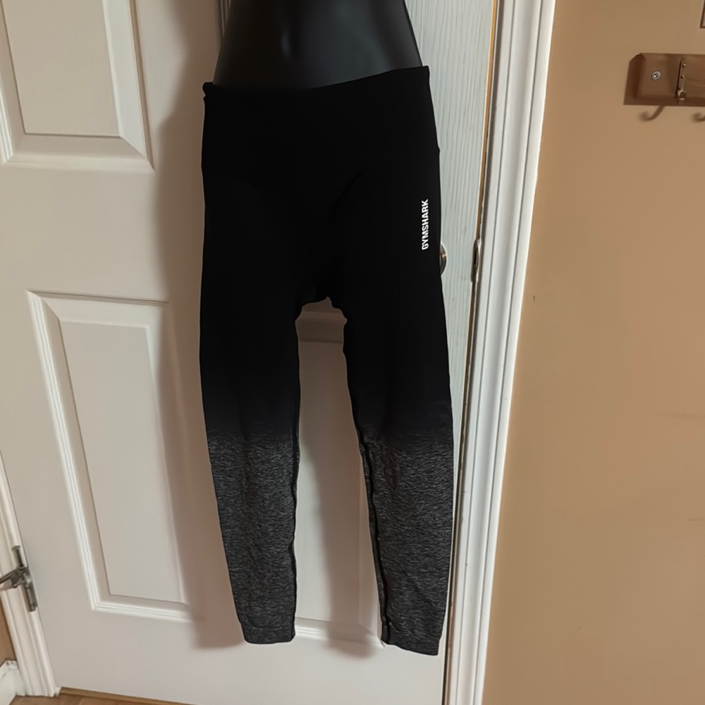 Gymshark Women’s Black and Gray Leggings